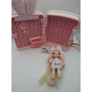 MGA Na! Na! Na! Surprise 3-in-1 Bedroom Backpack Pink Bunny Doll NOT COMPLETE